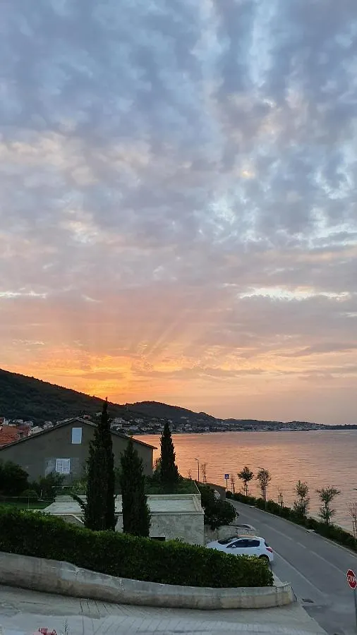 Apartamento Villa Pearl Of Kali, Island Ugljan - First Row To The Sea Croacia