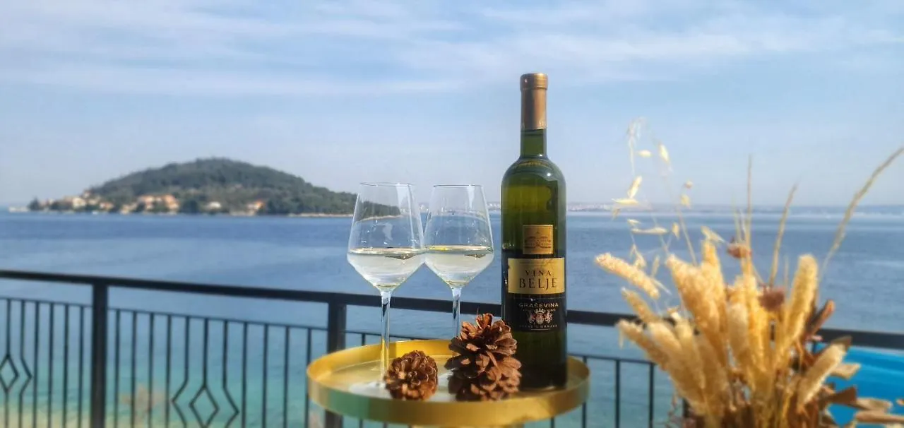 Villa Pearl Of Kali - Seafront Appartamento