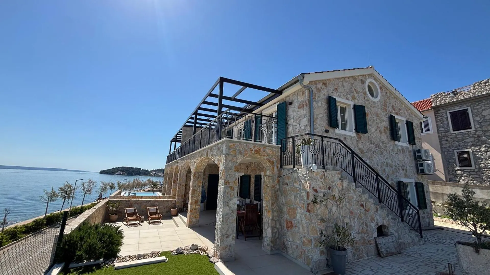 Villa Pearl Of Kali, Island Ugljan - First Row To The Sea Croacia
