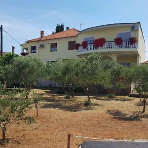  Apartment Apartman Kali