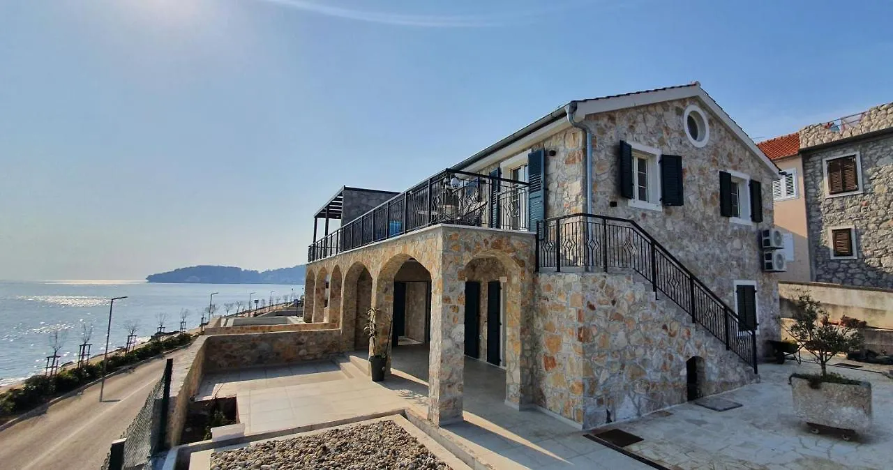 Apartment Villa Pearl Of Kali - Seafront Croatia