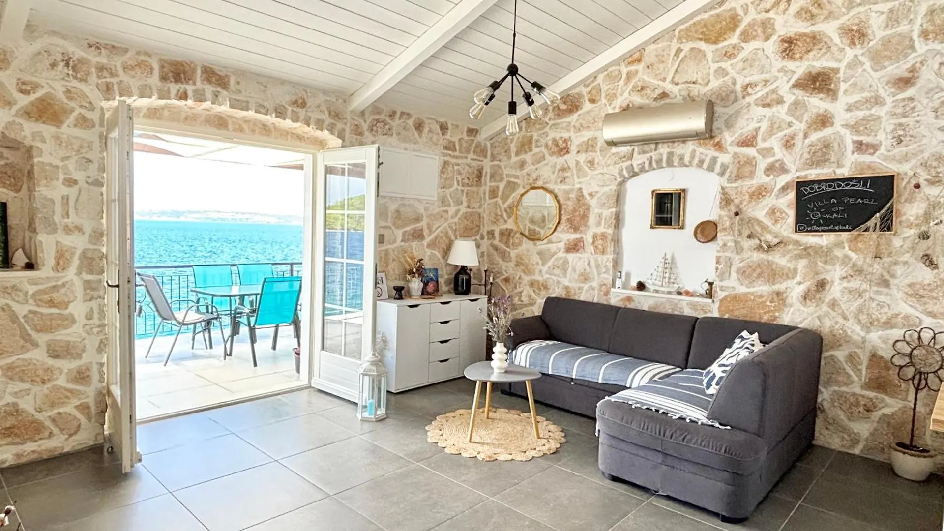 Apartment Villa Pearl Of Kali - Seafront Croatia